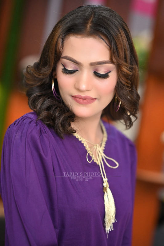 GULNAAR گلنار